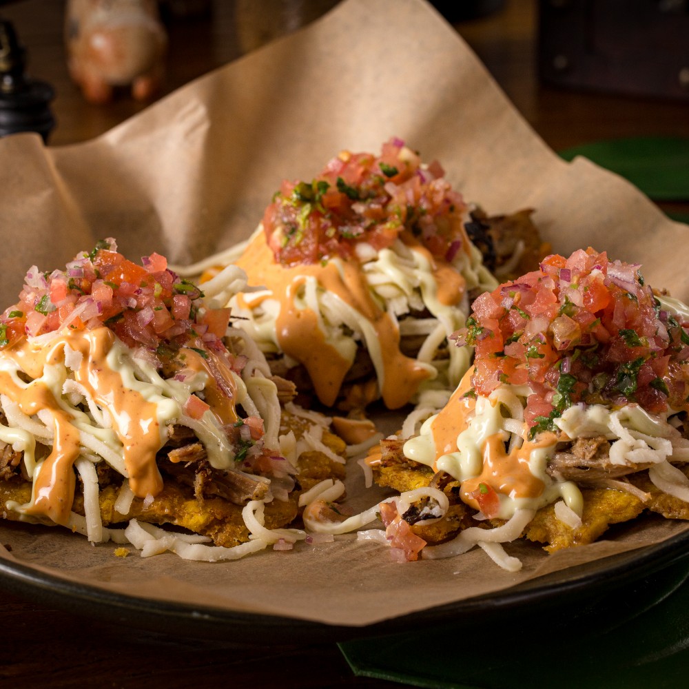Tostones de Cerdo - Kow Restaurant
